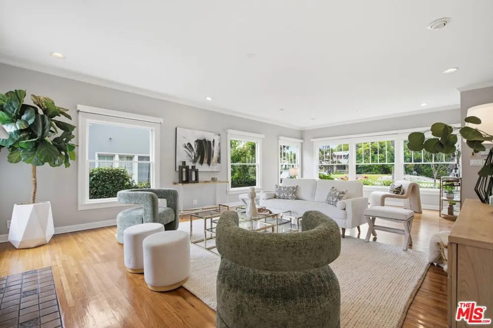 1700 Diamond Avenue South Pasadena, CA 91030