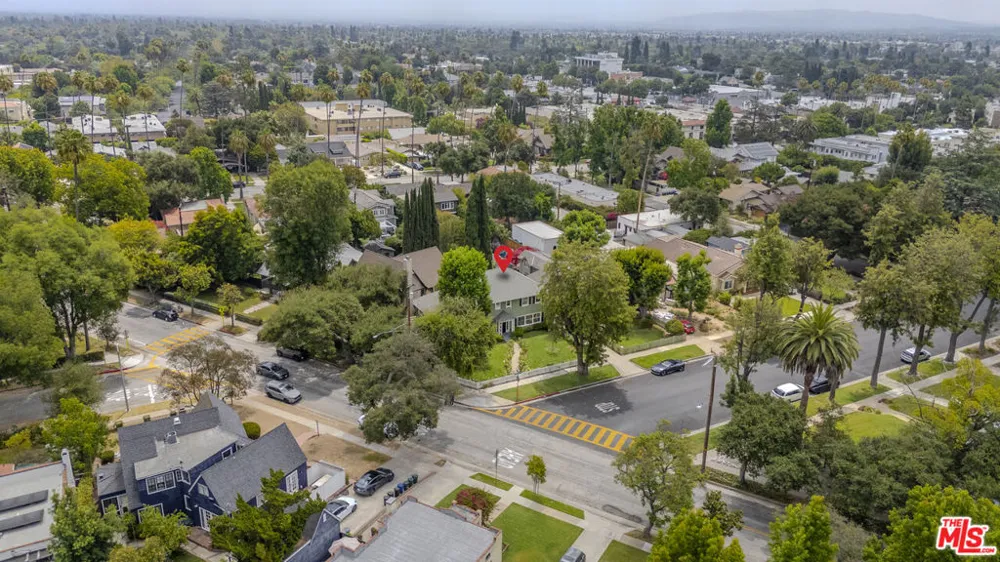1700 Diamond Avenue South Pasadena, CA 91030