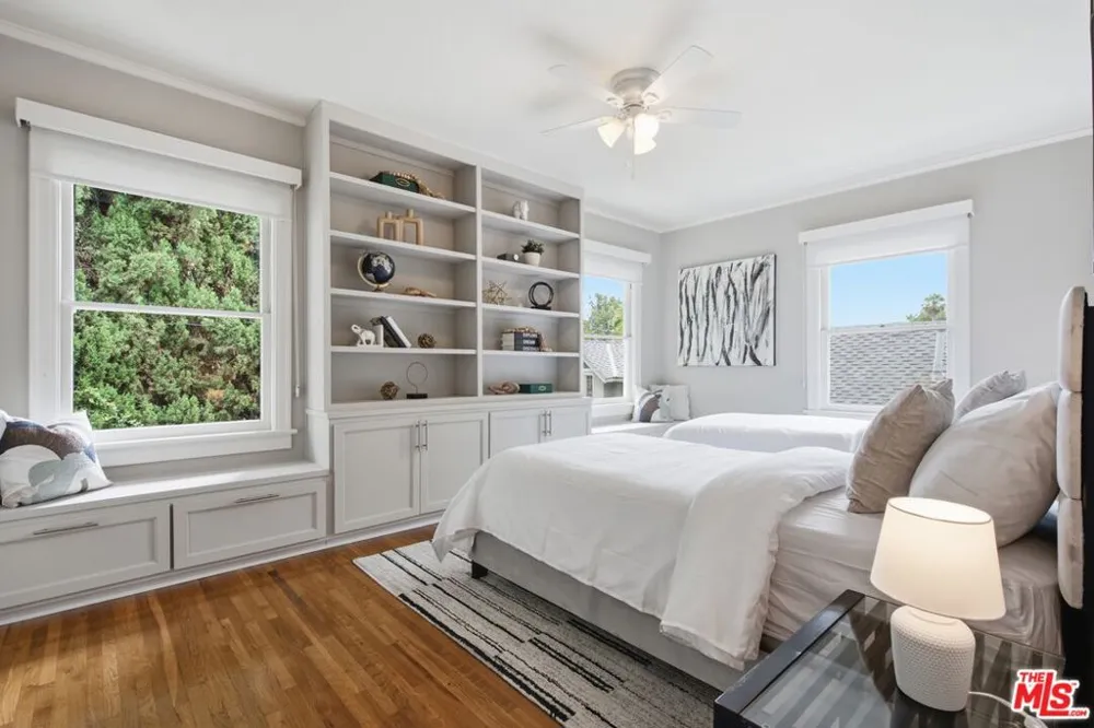 1700 Diamond Avenue South Pasadena, CA 91030