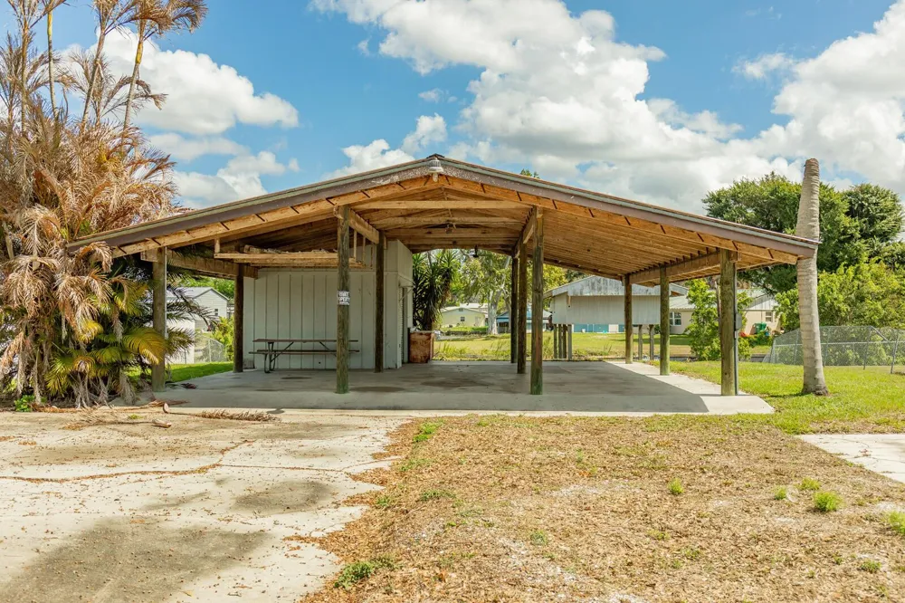 3122 SE 34th Avenue Okeechobee, FL 34974