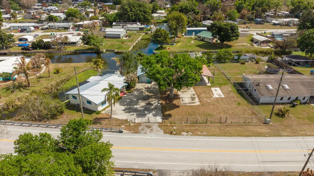 3122 SE 34th Avenue Okeechobee, FL 34974