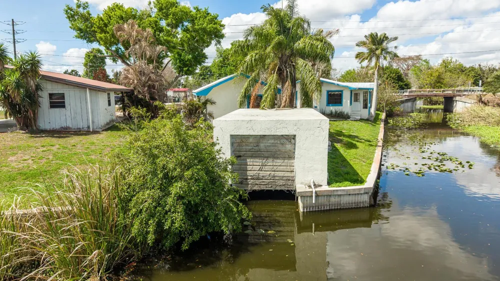 3122 SE 34th Avenue Okeechobee, FL 34974
