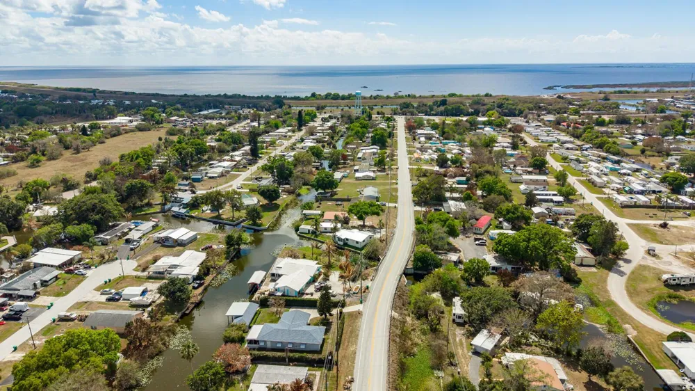 3122 SE 34th Avenue Okeechobee, FL 34974