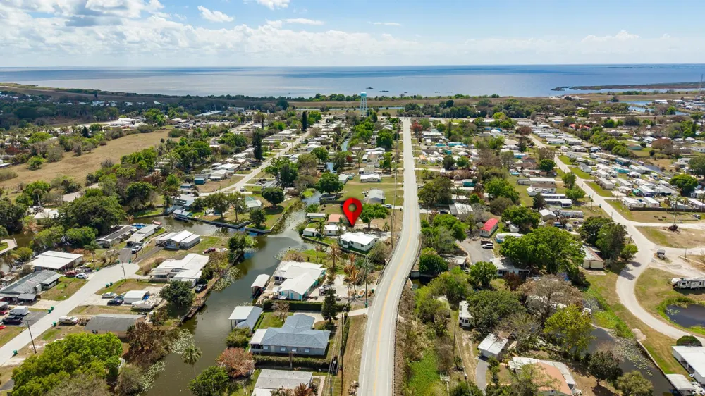 3122 SE 34th Avenue Okeechobee, FL 34974