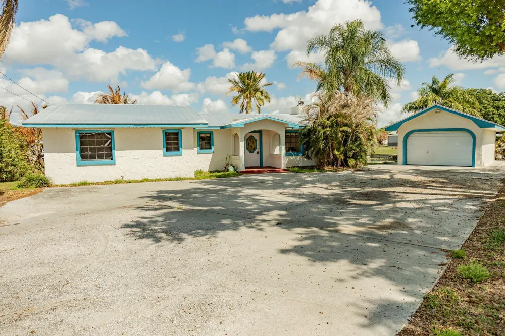 3122 SE 34th Avenue Okeechobee, FL 34974