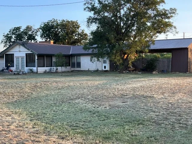 508 Water Street Roby, TX 79543