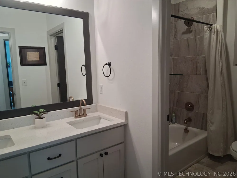 2057 E 130th Street S Jenks, OK 74037
