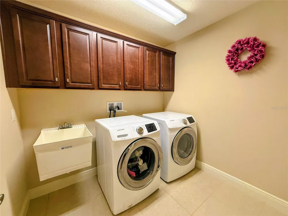 2468 WHITTLER BRANCH Odessa, FL 33556