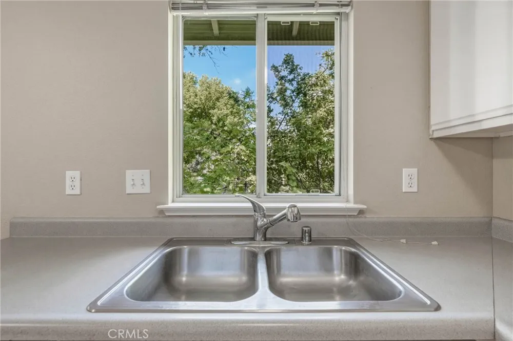 687 Armstrong Street Lakeport, CA 95453