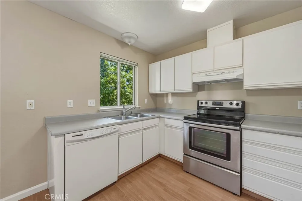 687 Armstrong Street Lakeport, CA 95453