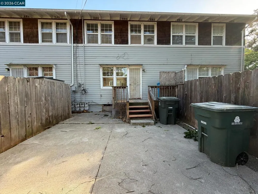 162 Calhoun St Vallejo, CA 94590