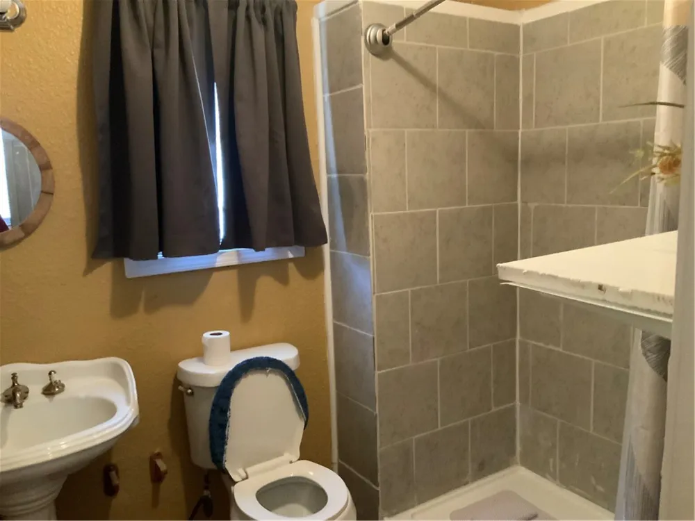 7426 Convair Drive Corpus Christi, TX 78412