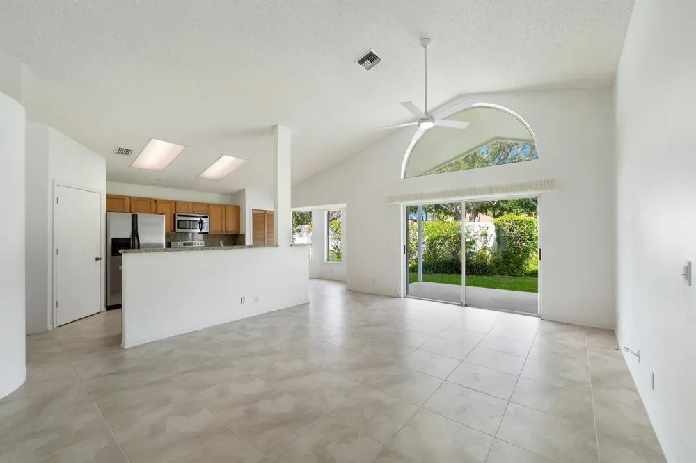 165 St Michaels Court Jupiter, FL 33458