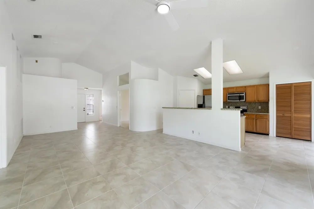 165 St Michaels Court Jupiter, FL 33458