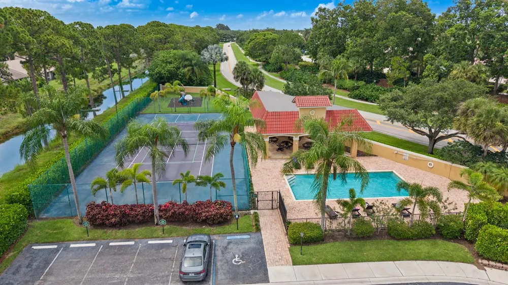 165 St Michaels Court Jupiter, FL 33458