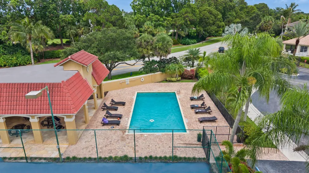165 St Michaels Court Jupiter, FL 33458