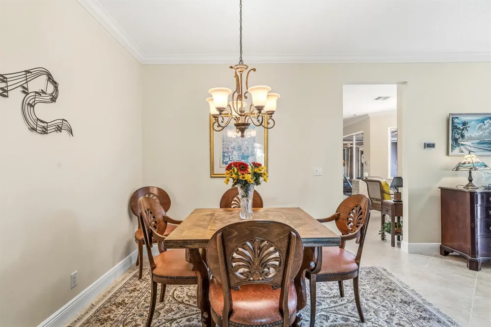 228 Oak Hammock Circle SW Vero Beach, FL 32962