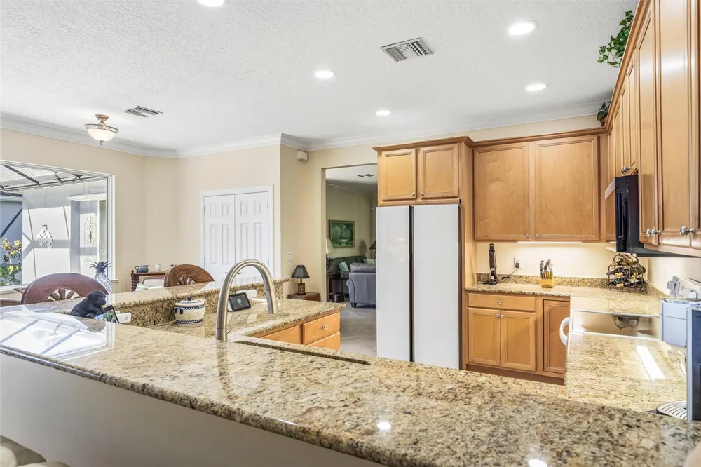 228 Oak Hammock Circle SW Vero Beach, FL 32962