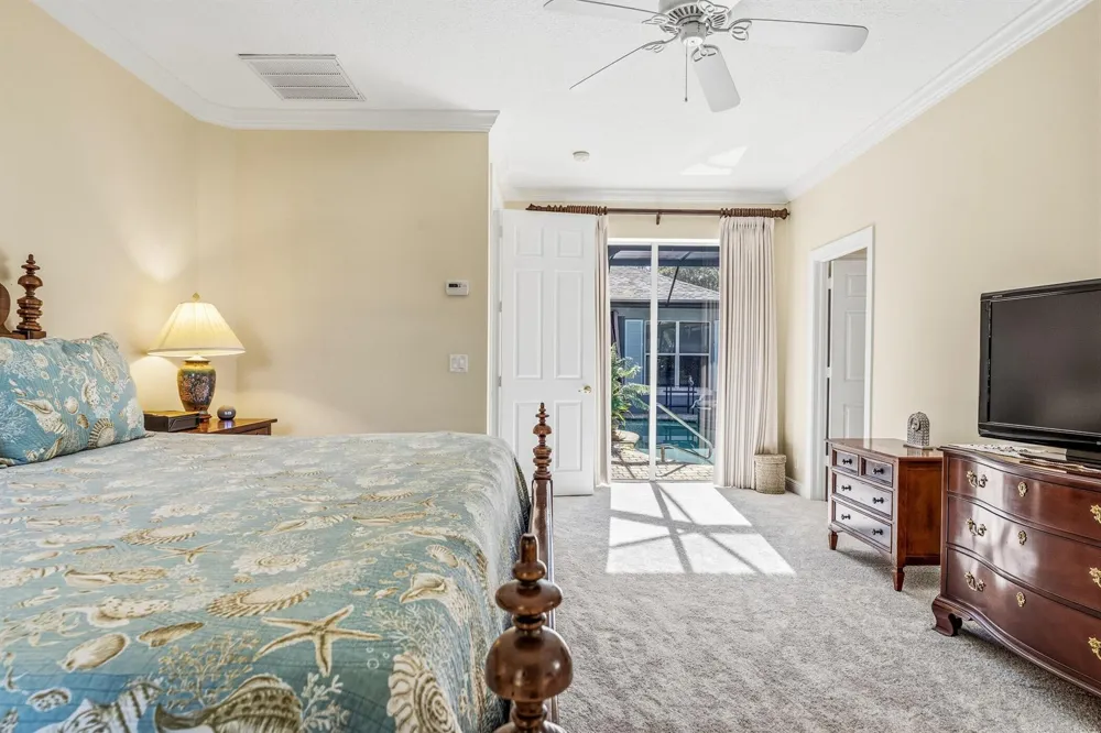 228 Oak Hammock Circle SW Vero Beach, FL 32962