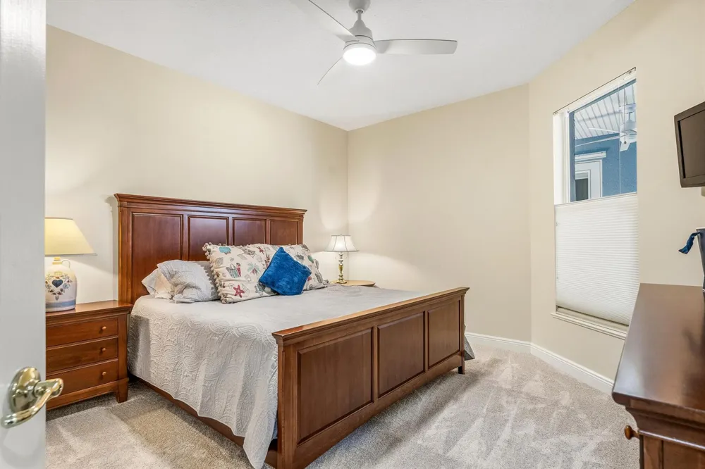 228 Oak Hammock Circle SW Vero Beach, FL 32962