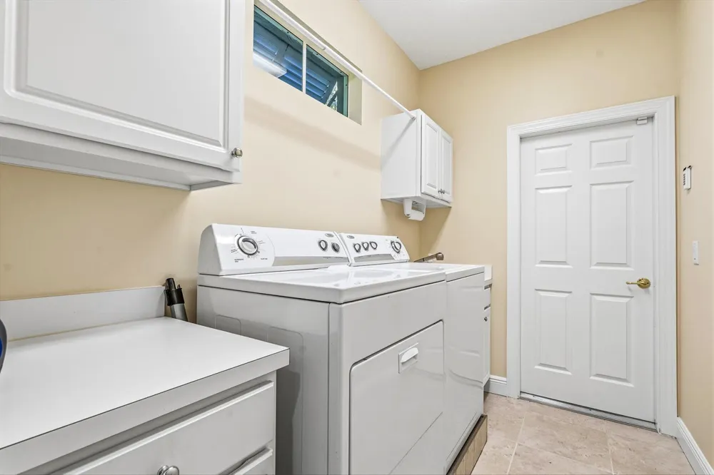 228 Oak Hammock Circle SW Vero Beach, FL 32962