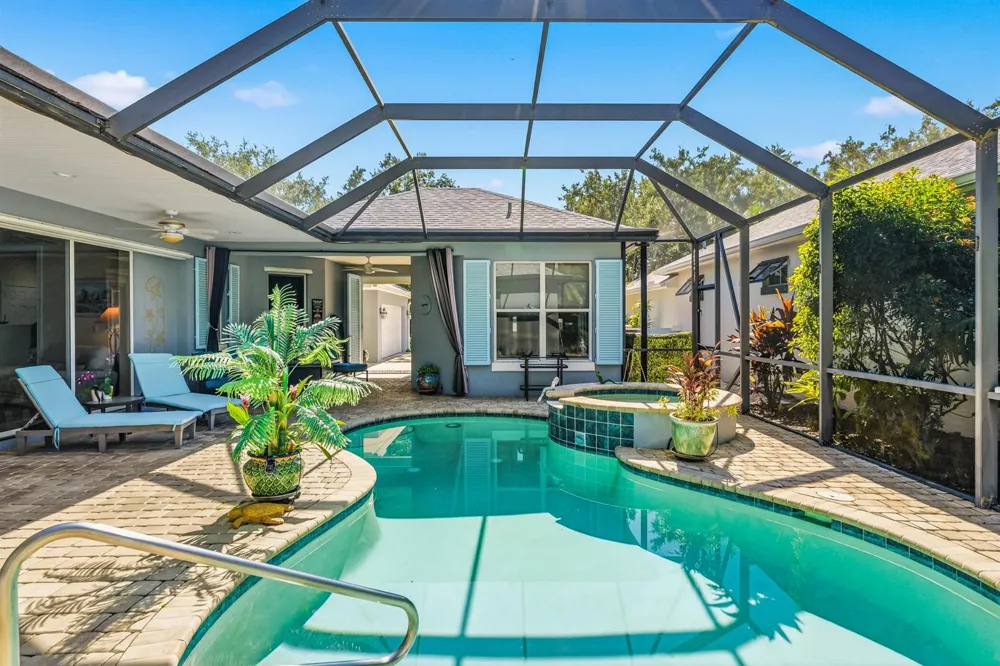 228 Oak Hammock Circle SW Vero Beach, FL 32962