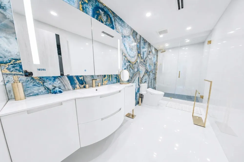 1800 S Ocean Dr #3601 Hallandale Beach, FL 33009