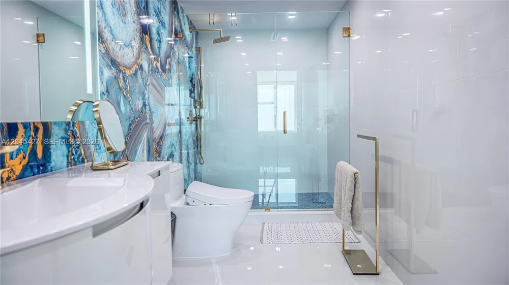 1800 S Ocean Dr #3601 Hallandale Beach, FL 33009