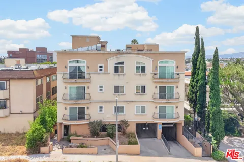 971 S St Andrews Place #301