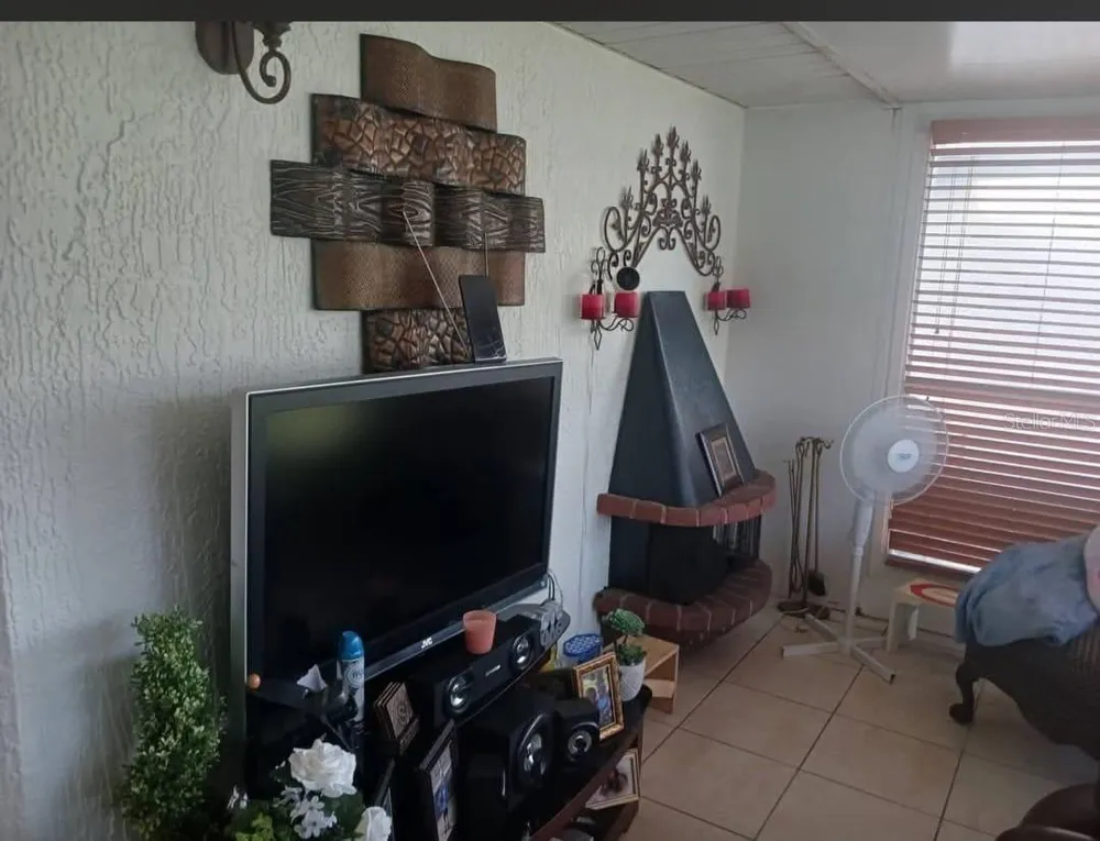 2409 MING COURT Kissimmee, FL 34744