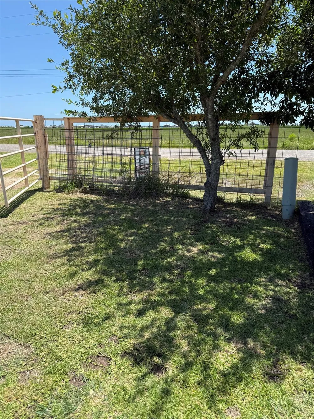 1279 County Road 299 Sargent, TX 77414