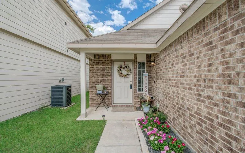 25416 Grotto Falls Lane Porter, TX 77365