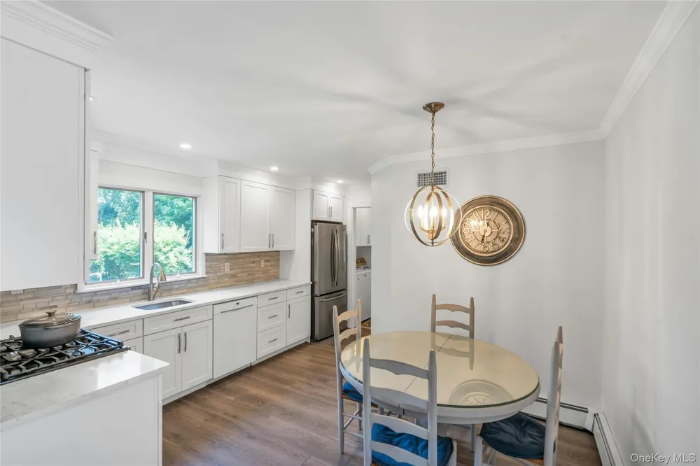23 Carpenter Lane Hauppauge, NY 11788