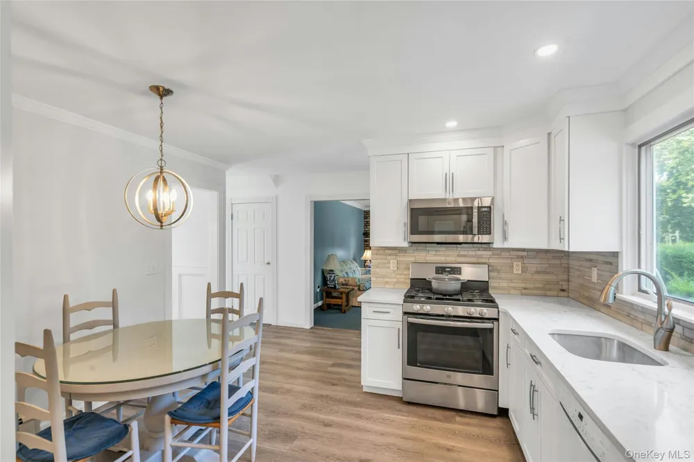 23 Carpenter Lane Hauppauge, NY 11788
