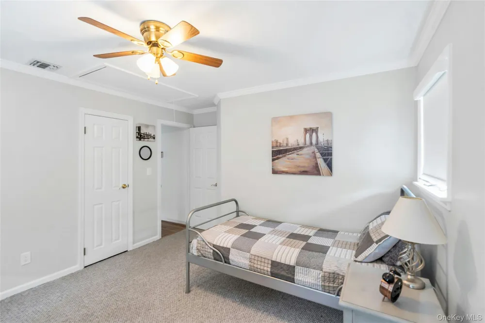 23 Carpenter Lane Hauppauge, NY 11788