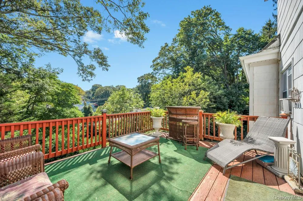 122 Dawn Road Rocky Point, NY 11778