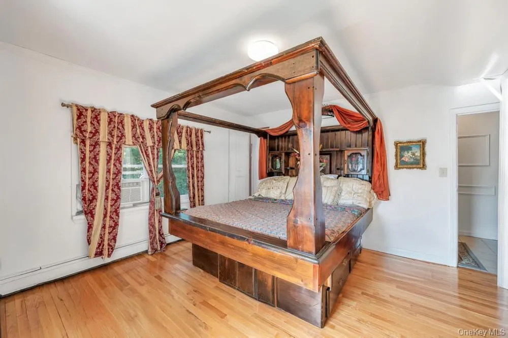 122 Dawn Road Rocky Point, NY 11778