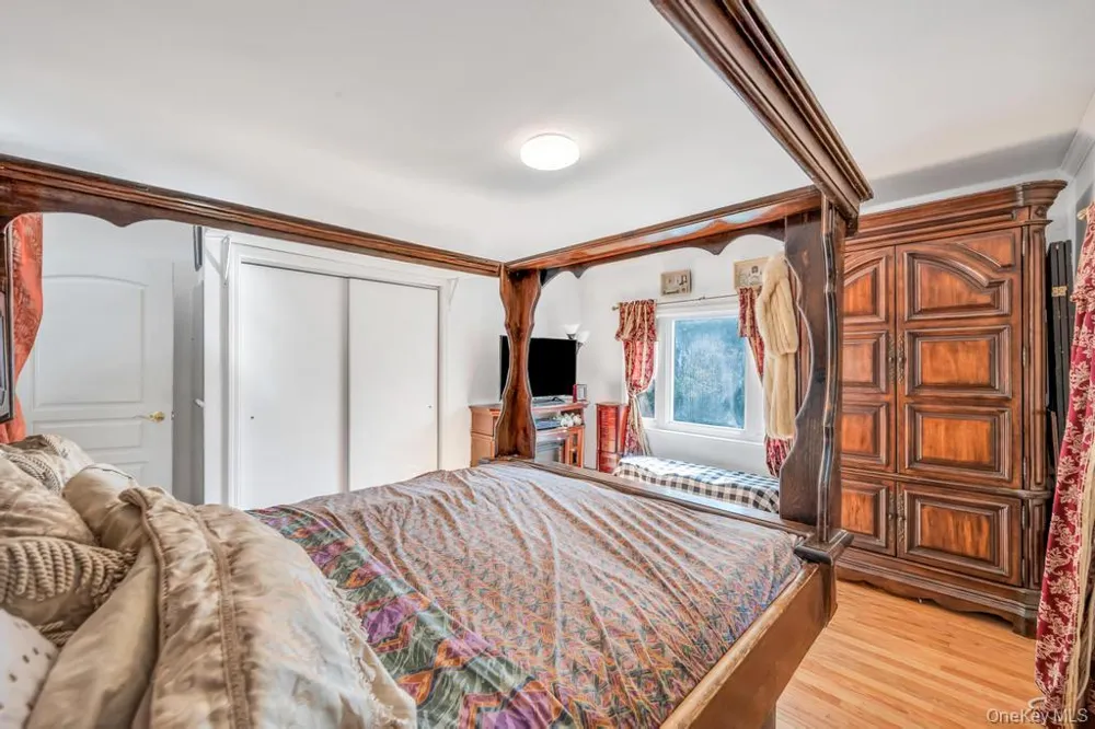 122 Dawn Road Rocky Point, NY 11778