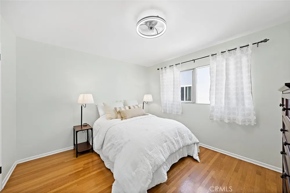1015 E Ocean Boulevard #12 Long Beach, CA 90802