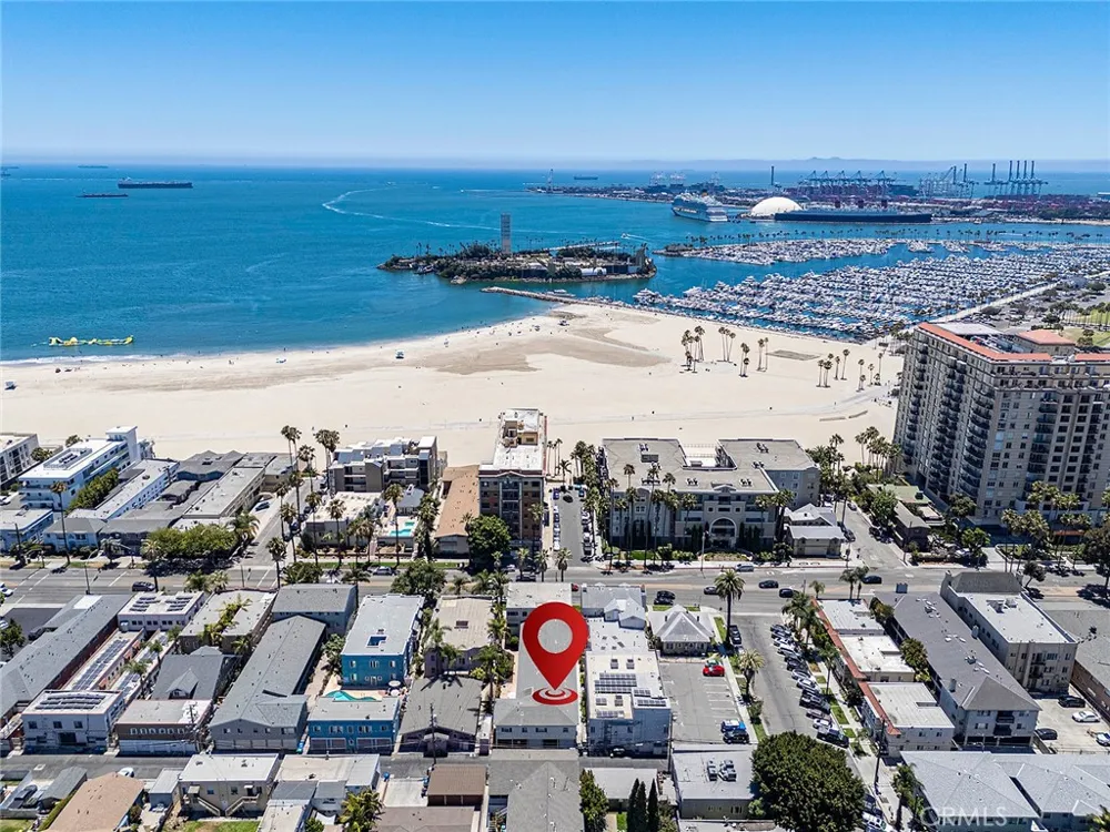 1015 E Ocean Boulevard #12 Long Beach, CA 90802