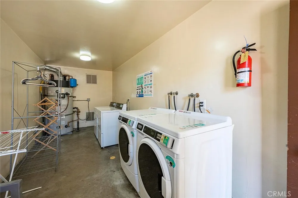 1015 E Ocean Boulevard #12 Long Beach, CA 90802