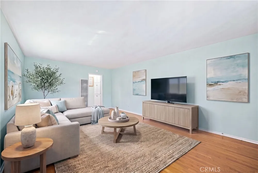 1015 E Ocean Boulevard #12 Long Beach, CA 90802