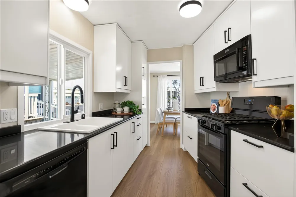 3530 Damien Avenue #249 La Verne, CA 91750