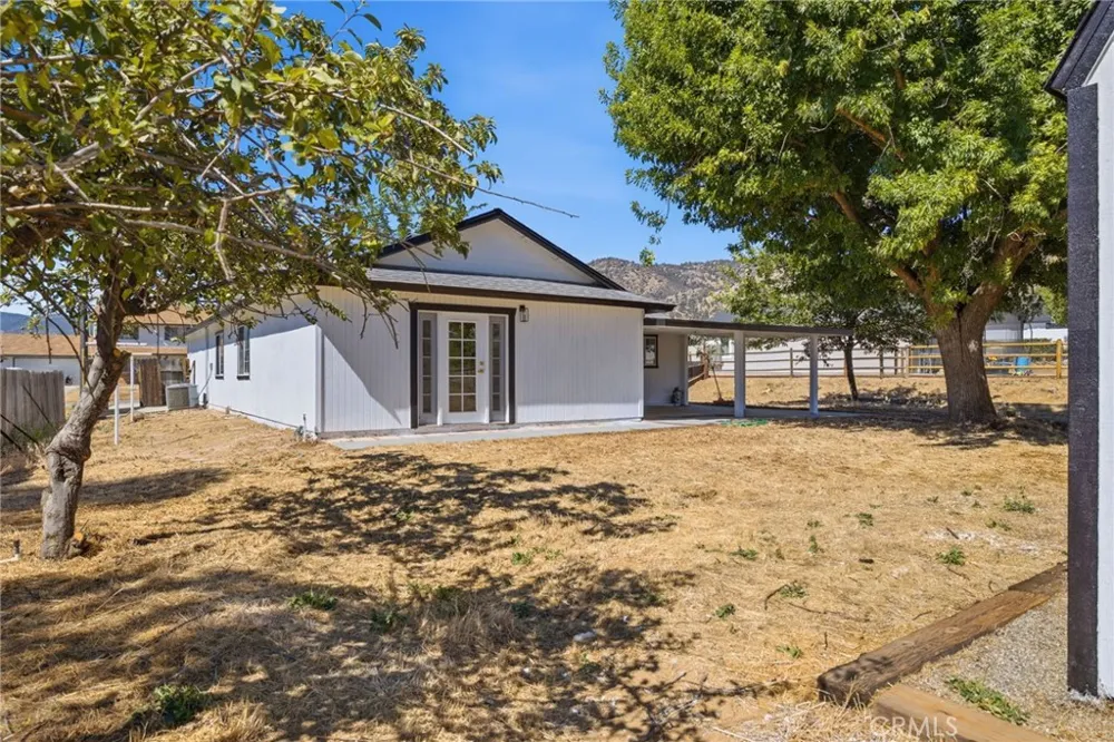 21009 Brentwood Tehachapi, CA 93561