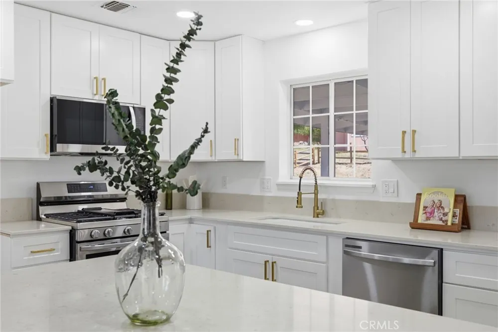 21009 Brentwood Tehachapi, CA 93561