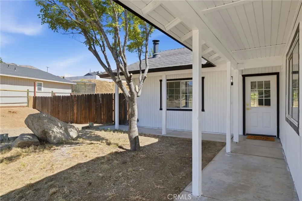 21009 Brentwood Tehachapi, CA 93561