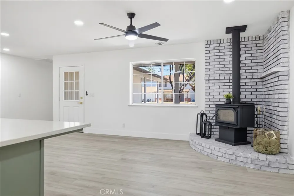 21009 Brentwood Tehachapi, CA 93561