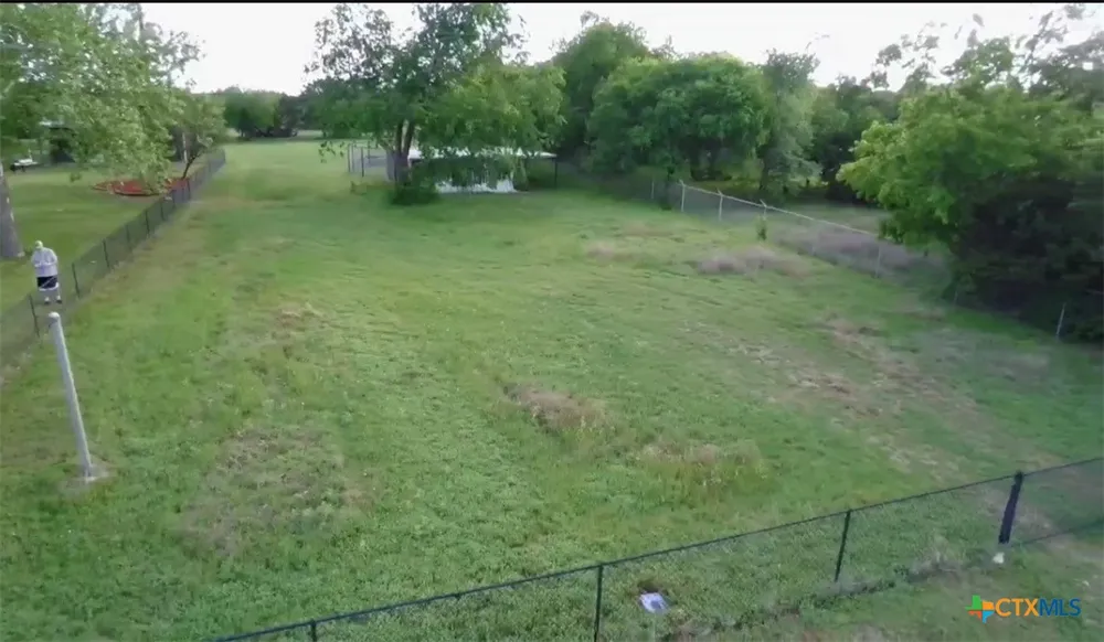 211 County Road 128 Gatesville, TX 76528