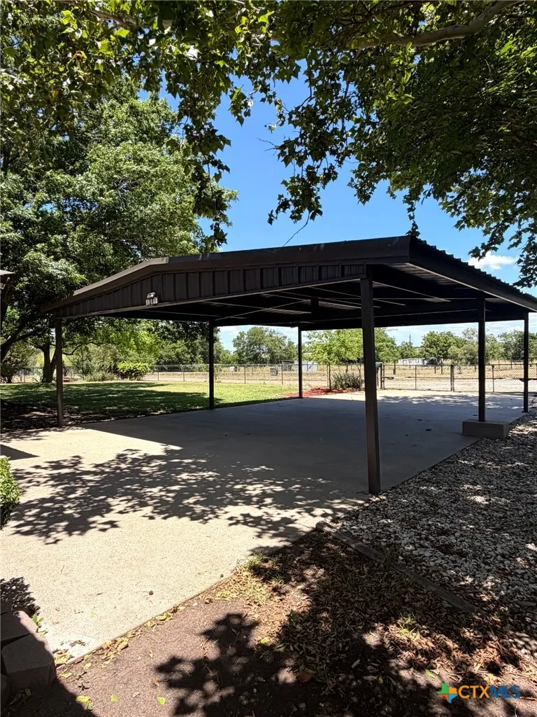 211 County Road 128 Gatesville, TX 76528
