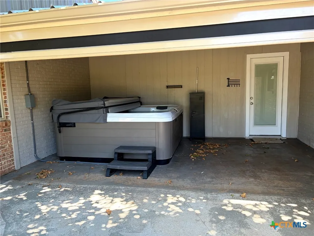 211 County Road 128 Gatesville, TX 76528